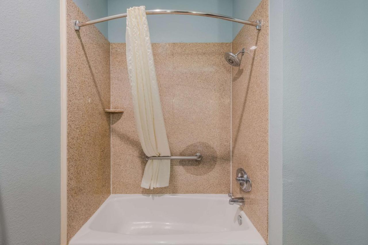 Best Western South Plains Inn & Suites Levelland Экстерьер фото